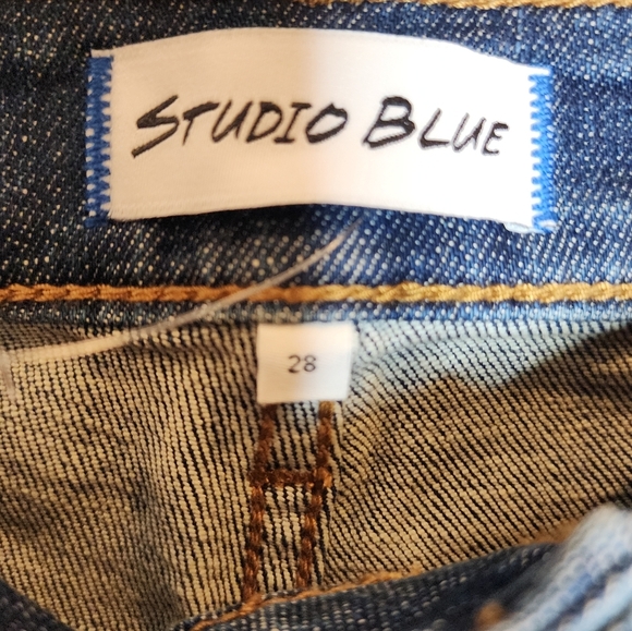 NWT Studio Blue highrise medium darkwash stretch jeans. Size 28. Stitch Fix - Picture 2 of 16